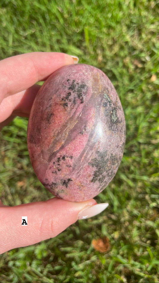 Rhodonite palm stones