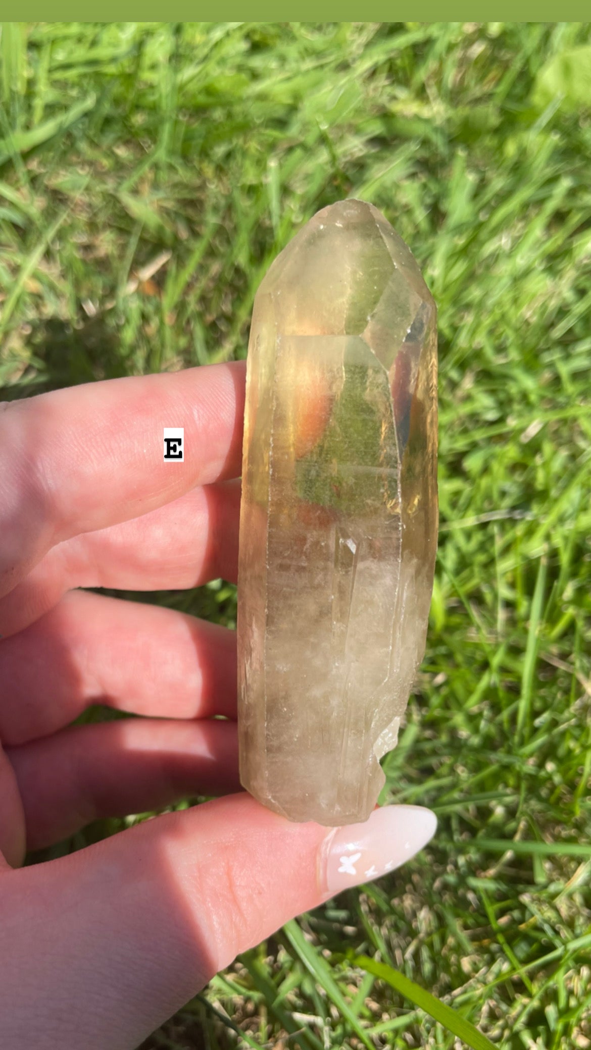 Natural citrine raw points