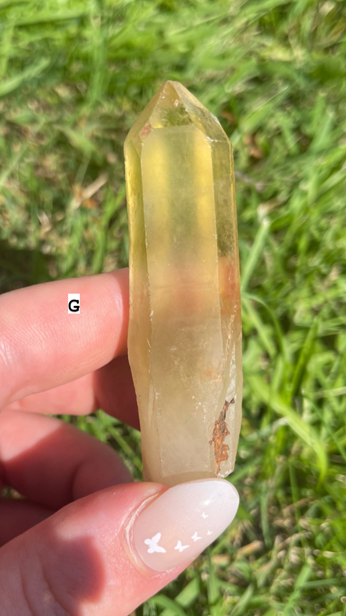 Natural citrine raw points