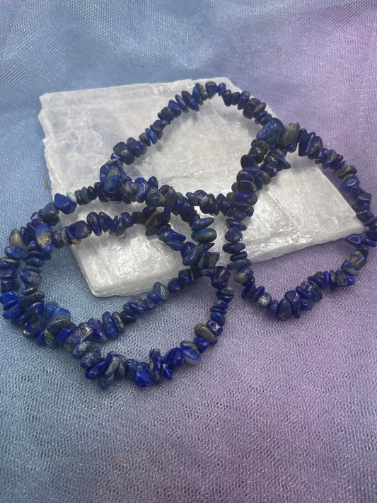 Lapis chip bracelet