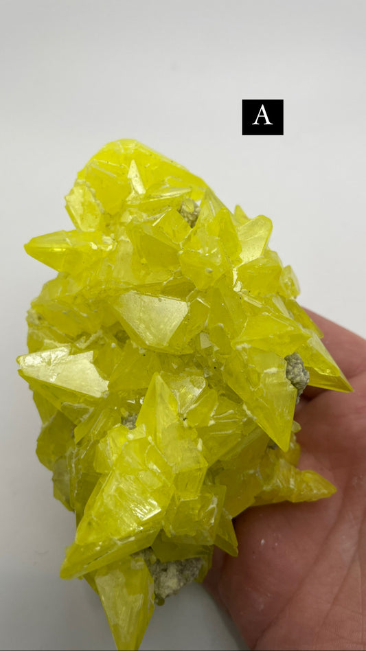 Raw sulfur